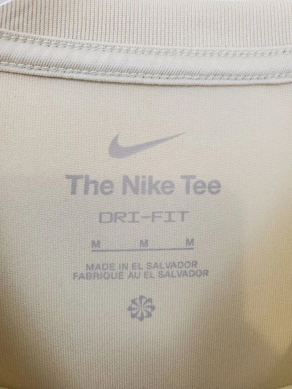 Nike women's Team Gold Legend long-sleeve crew t-shirt